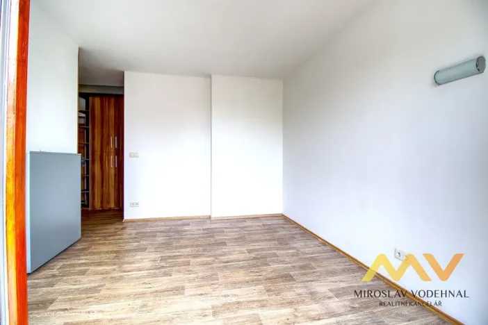 Pronájem bytu 1+kk, Hradec Králové - Nový Hradec Králové, Mrštíkova, 32 m2