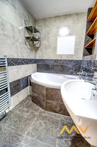 Pronájem bytu 1+kk, Hradec Králové - Nový Hradec Králové, Mrštíkova, 32 m2