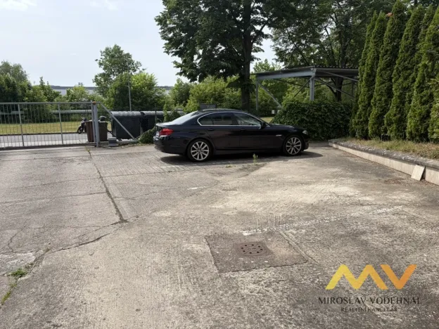 Pronájem bytu 1+kk, Hradec Králové - Nový Hradec Králové, Mrštíkova, 32 m2