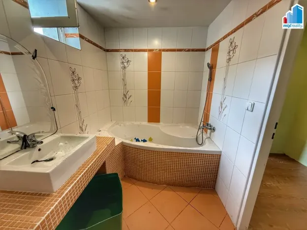 Prodej rodinného domu, Kraslice, Kpt. Jaroše, 304 m2