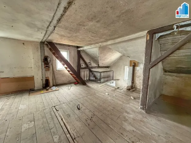 Prodej rodinného domu, Kraslice, Kpt. Jaroše, 304 m2