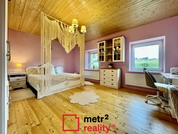 Prodej rodinného domu, Bouzov, 400 m2