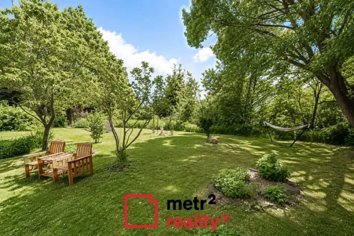 Prodej rodinného domu, Bouzov, 400 m2