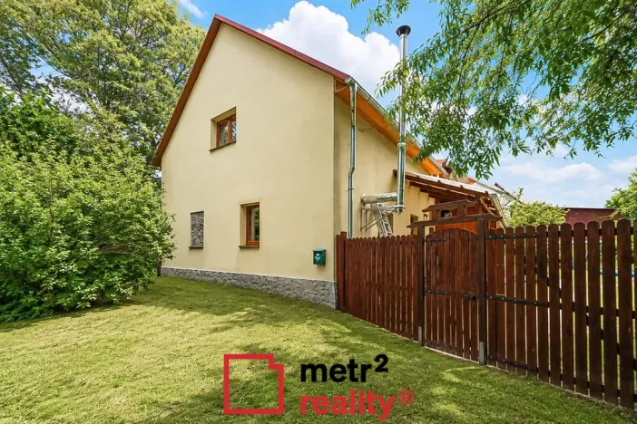Prodej chalupy, Bouzov, 400 m2