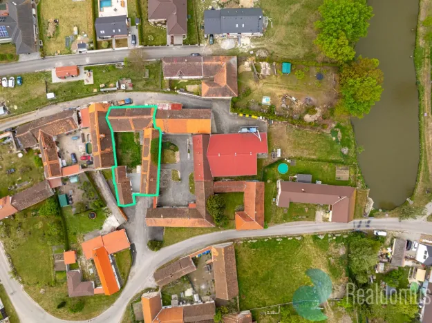 Prodej zemědělské usedlosti, Babice, 439 m2