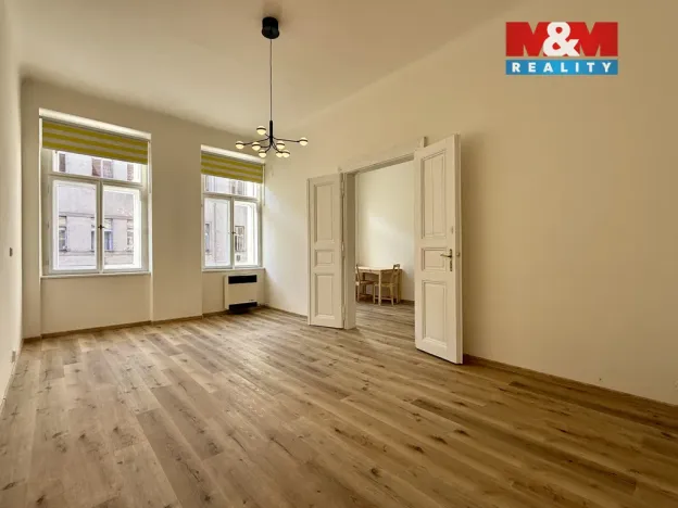 Pronájem bytu 1+1, Praha - Smíchov, Vltavská, 40 m2