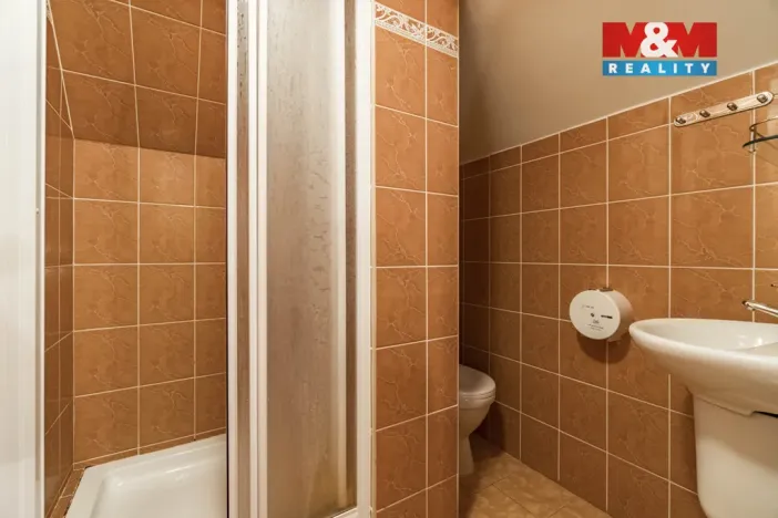 Prodej ubytování, Černá Voda, 661 m2