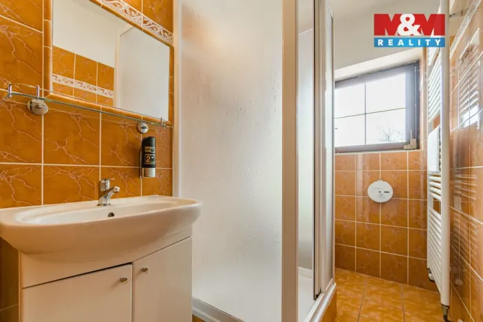 Prodej ubytování, Černá Voda, 661 m2
