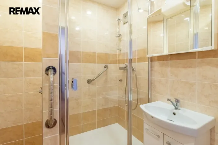 Pronájem bytu 3+1, Praha - Háje, Kupeckého, 70 m2