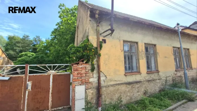 Prodej rodinného domu, Chýně, Hlavní, 86 m2