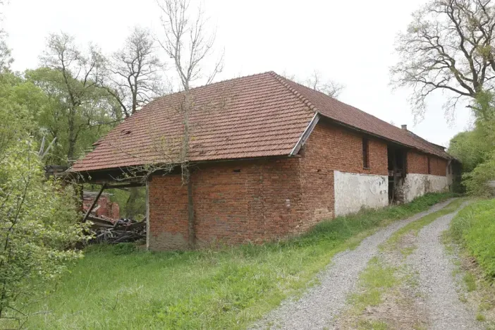 Prodej komerční nemovitosti, Šlapanov, 500 m2