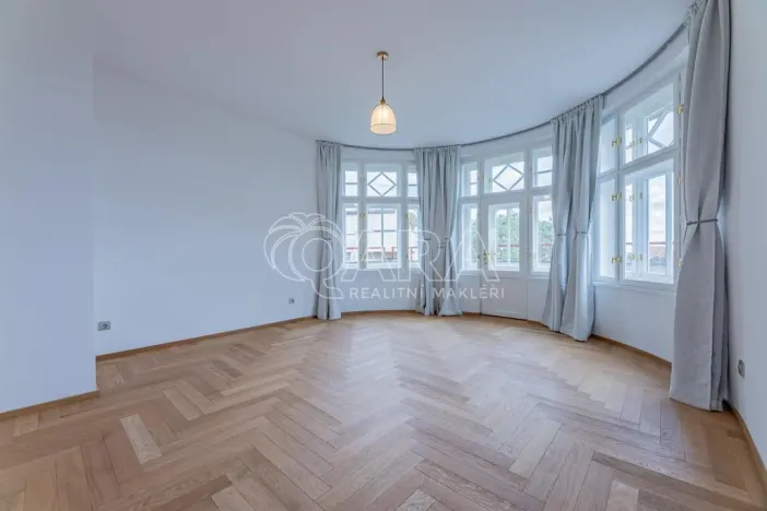 Pronájem bytu 3+1, Praha - Dejvice, 133 m2