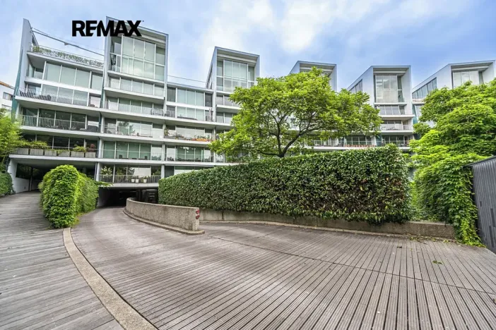 Pronájem bytu 2+kk, Praha - Smíchov, Na Hřebenkách, 106 m2