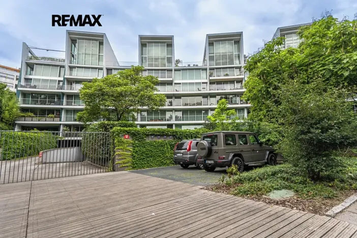Pronájem bytu 2+kk, Praha - Smíchov, Na Hřebenkách, 106 m2