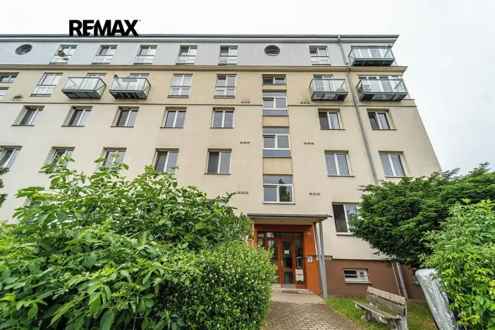 Prodej bytu 2+1, Husinec, Nad Údolím, 55 m2