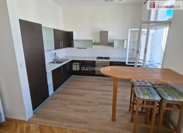 Pronájem bytu 2+kk, Praha - Žižkov, Krásova, 68 m2