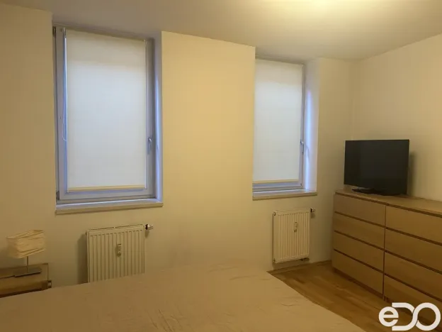 Pronájem bytu 2+kk, Praha, Na vysočanských vinicích, 58 m2
