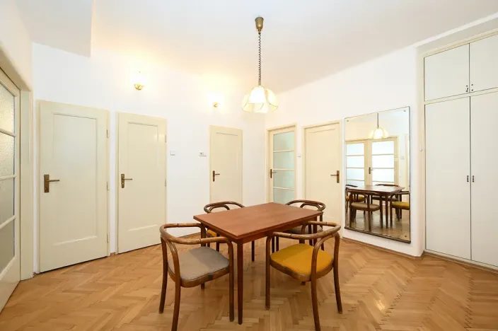Pronájem bytu 2+1, Praha - Vinohrady, Lucemburská, 81 m2