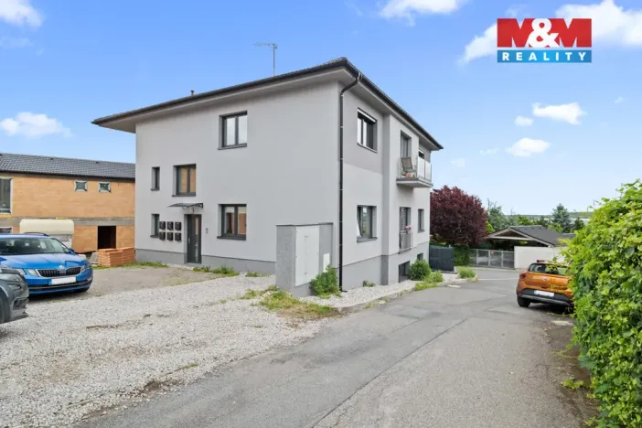 Prodej bytu 2+kk, Stochov, Zahradní, 62 m2