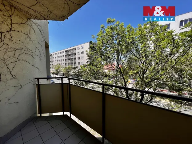 Pronájem bytu 1+1, Hradec Králové, Pospíšilova, 69 m2