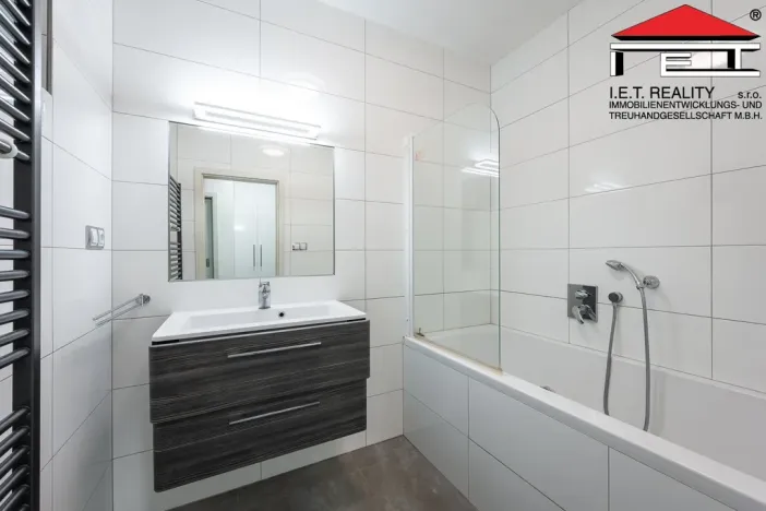 Prodej bytu 3+1, Troubsko, Pod vinohrady, 87 m2