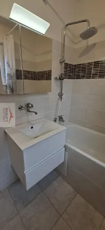Pronájem bytu 2+1, Valašské Meziříčí - Krásno nad Bečvou, Zámecká, 75 m2