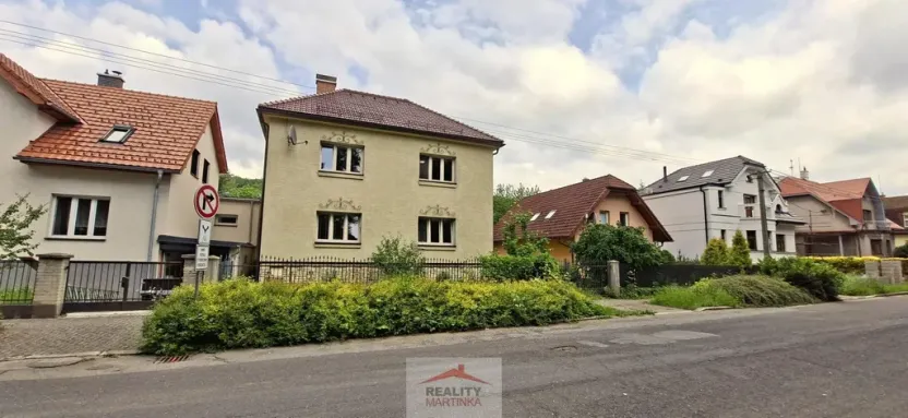 Pronájem bytu 2+1, Valašské Meziříčí - Krásno nad Bečvou, Zámecká, 75 m2