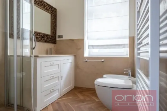Pronájem bytu 4+1, Praha - Vinohrady, Hradešínská, 120 m2