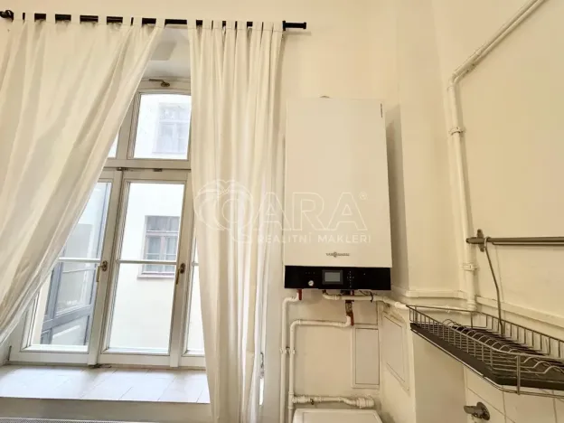 Pronájem bytu 2+1, Praha - Nové Město, Petrské náměstí, 89 m2
