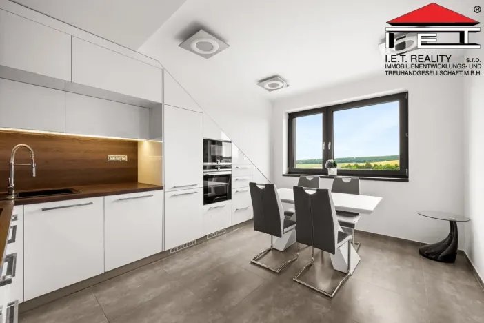 Prodej bytu 3+1, Troubsko, Pod vinohrady, 88 m2