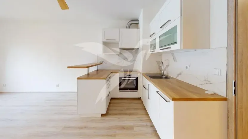 Pronájem bytu 1+kk, Plzeň, Špačková, 32 m2