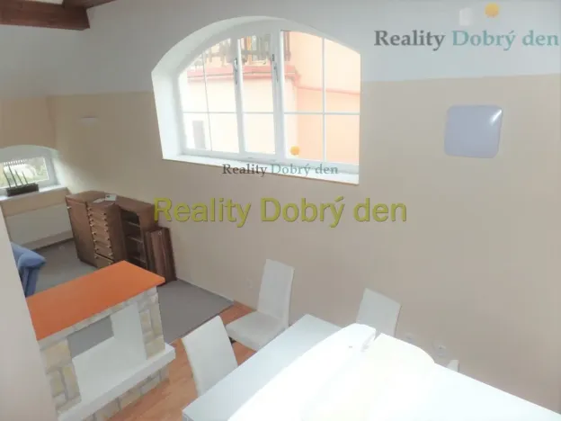 Pronájem bytu 2+kk, Opava, Hozovo nábřeží, 81 m2