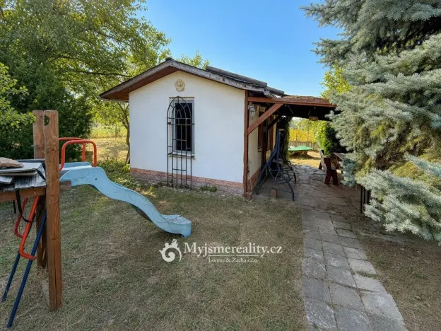 Prodej zahrady, Dobšice, 1399 m2