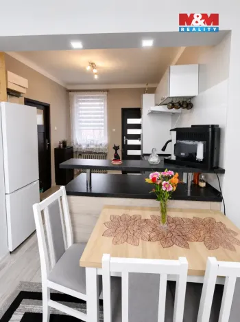 Prodej bytu 2+kk, Kostelec nad Labem, T. G. Masaryka, 40 m2