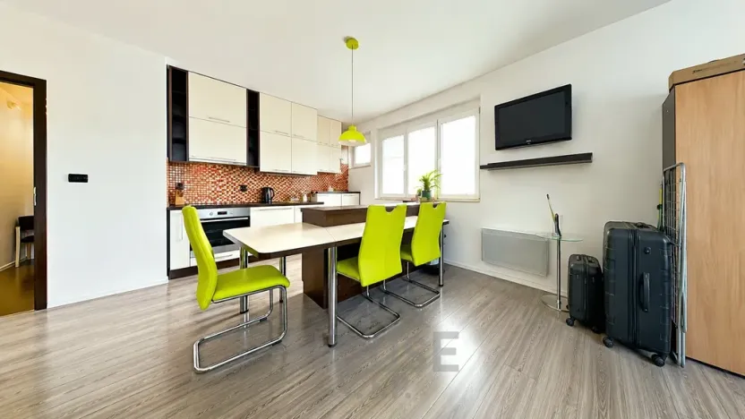 Prodej bytu 1+kk, Praha - Břevnov, Patočkova, 41 m2
