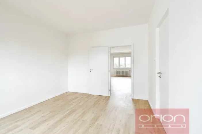 Pronájem bytu 2+1, Praha - Veleslavín, Na Petřinách, 52 m2