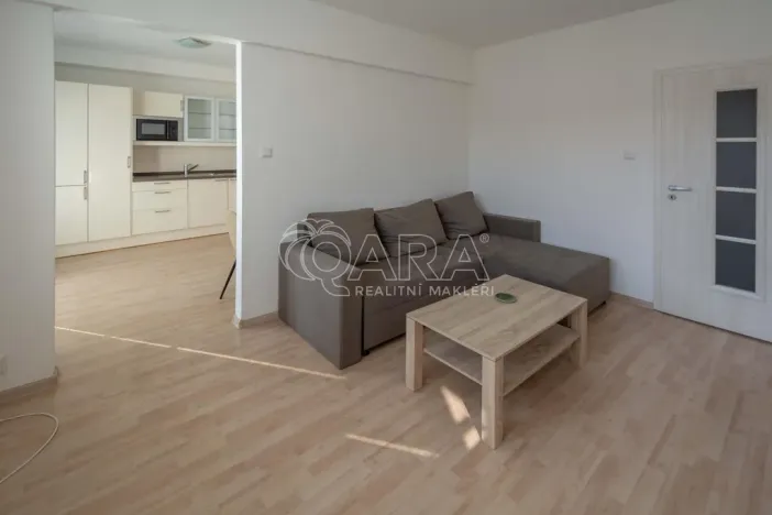 Pronájem bytu 2+1, Neratovice, Čtvercová, 55 m2