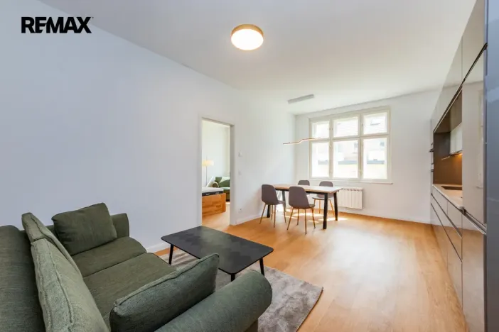 Pronájem bytu 2+kk, Praha - Vinohrady, Korunní, 53 m2