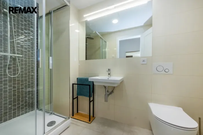 Pronájem bytu 2+kk, Praha - Vinohrady, Korunní, 53 m2