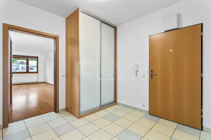 Pronájem bytu 2+kk, Praha - Košíře, Plzeňská, 67 m2