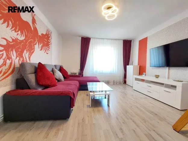 Prodej bytu 1+1, Karlovy Vary, Západní, 55 m2