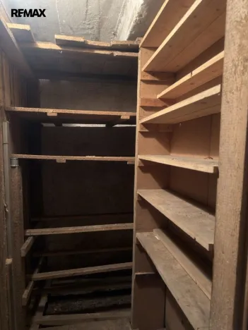 Prodej bytu 1+1, Karlovy Vary, Západní, 55 m2