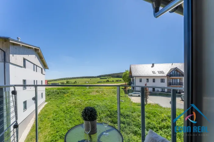 Prodej bytu 1+kk, Loučná pod Klínovcem - Loučná, 37 m2