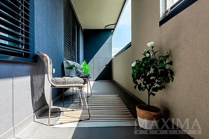 Prodej bytu 1+kk, Praha - Holešovice, Argentinská, 53 m2