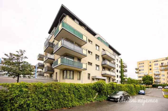 Pronájem bytu 3+kk, Praha - Hostivař, Rižská, 70 m2
