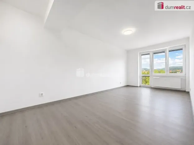 Prodej bytu 2+1, Sokolov, Sokolovská, 51 m2
