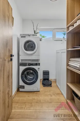 Prodej rodinného domu, Tehov, Všestarská, 300 m2
