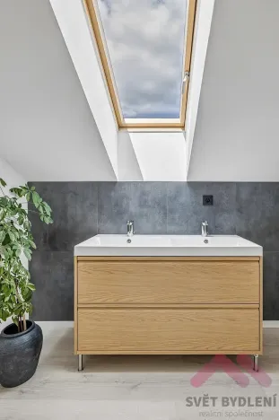 Prodej rodinného domu, Tehov, Všestarská, 300 m2