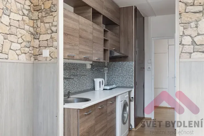 Pronájem bytu 1+1, Praha - Bohnice, Katovická, 56 m2