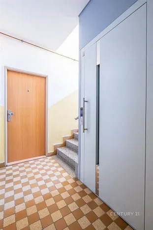 Pronájem bytu 2+1, České Budějovice - České Budějovice 5, Dobrovodská, 56 m2